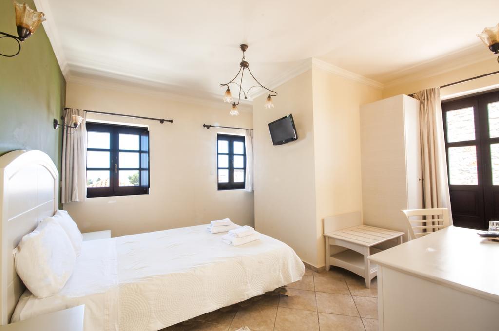 Areos Polis Boutique Hotel Areopoli Eksteriør billede